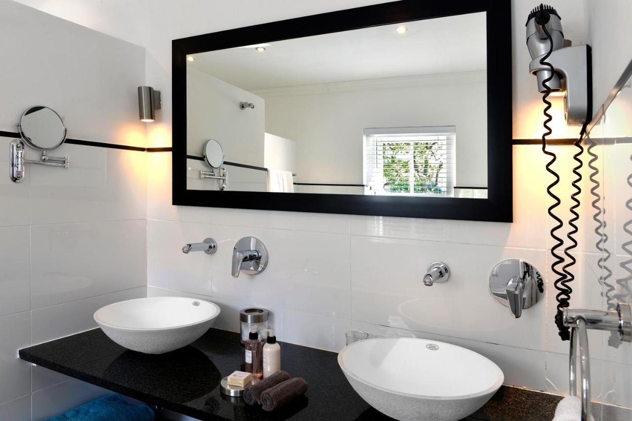 Plumwood Boutique Hotel By The Living Journey Collection Franschhoek Exterior photo